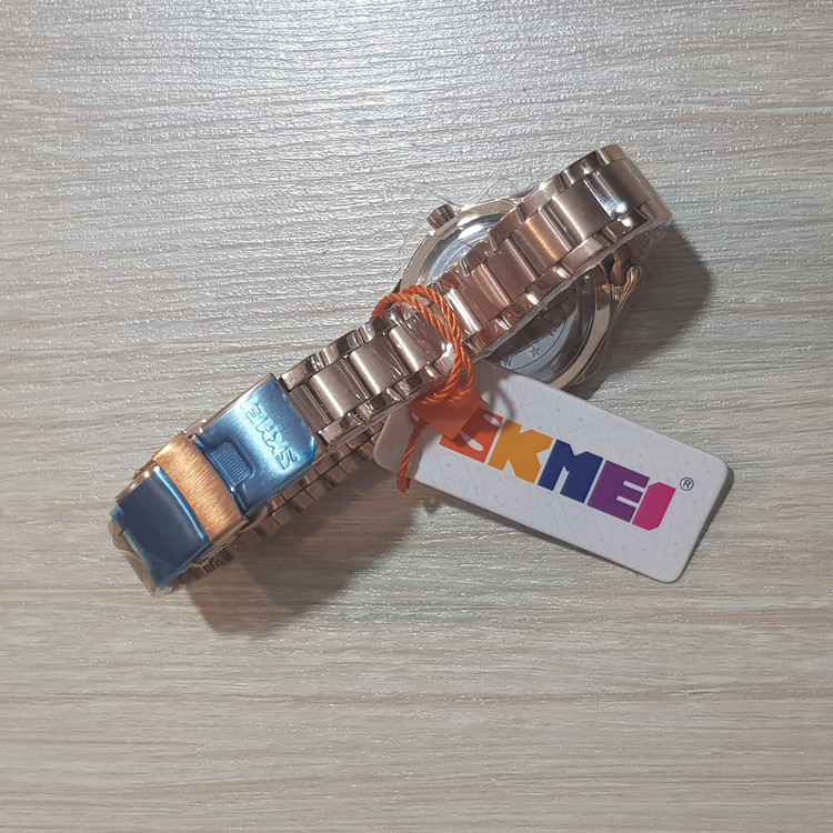 ساعت مچی عقربه ای زنانه اسکمی مدل 34-15 کد 06