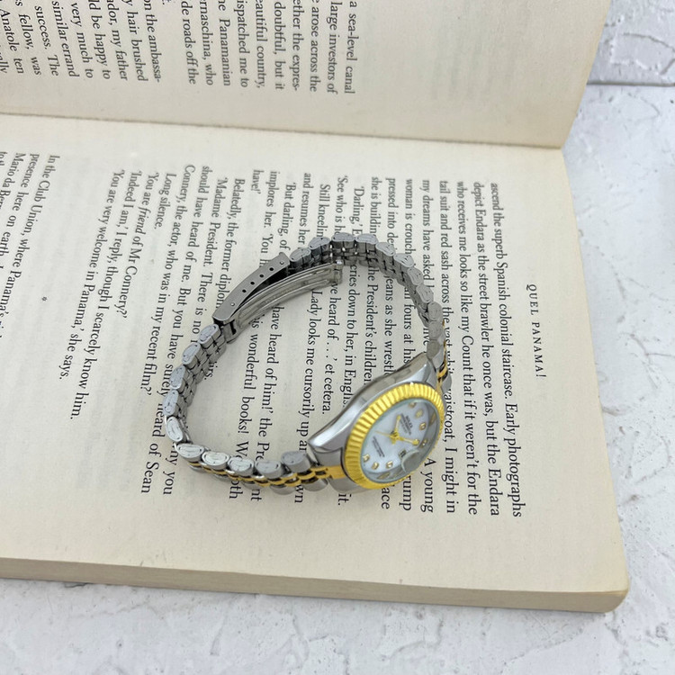 ساعت مچی عقربه ای زنانه مدل W4029