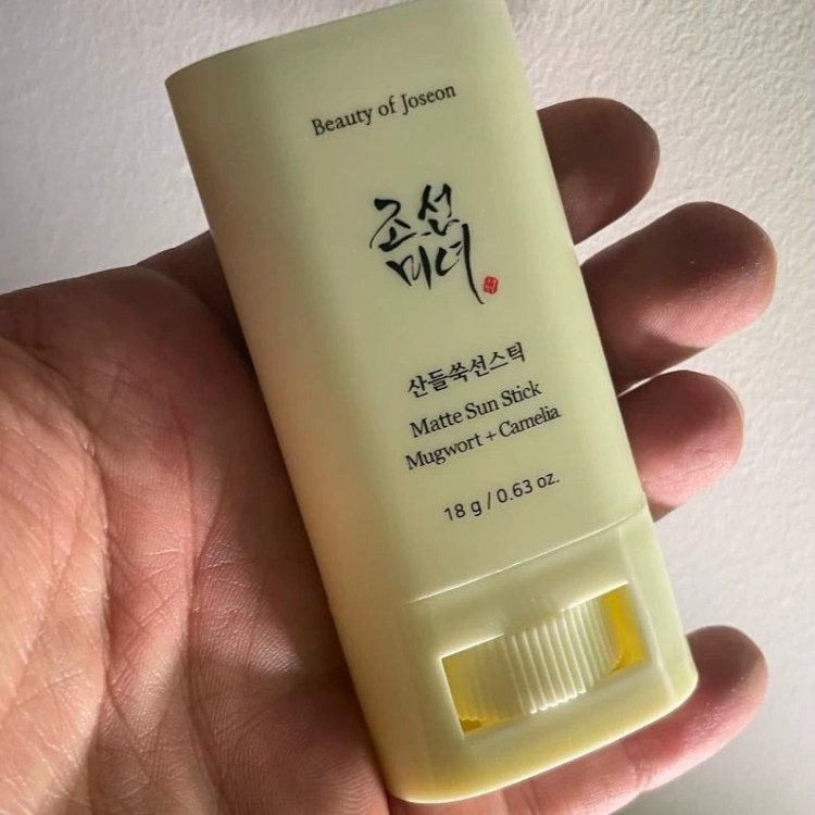 ضد آفتاب استیکی بیوتی آف جوسان 18گرم Beauty of Joseon spf50