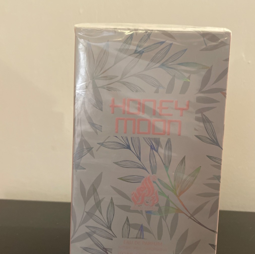 عطر زنانه Honey Moon Eau de Parfum 100ml