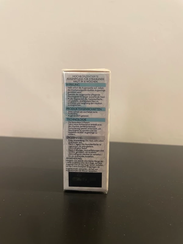 کرم دور چشم اولاز ریجنریست لومینوس Olaz Eye Corrector