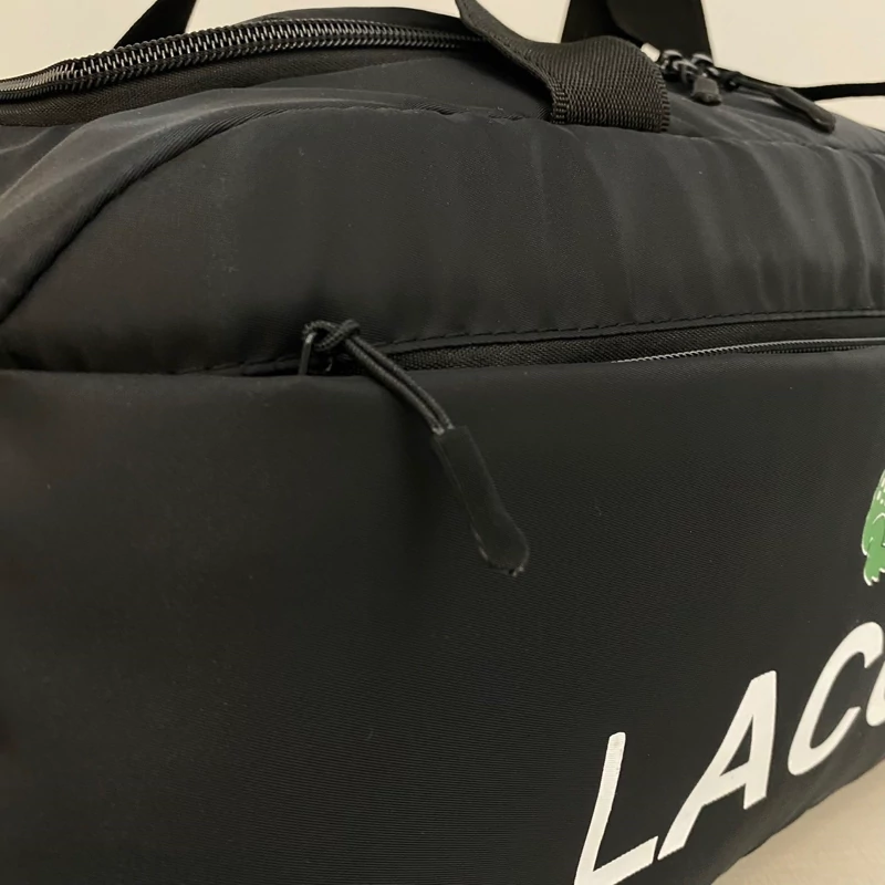 ساک ورزشی برند LACOSTE،جاکفشی دار(پس کرایه)