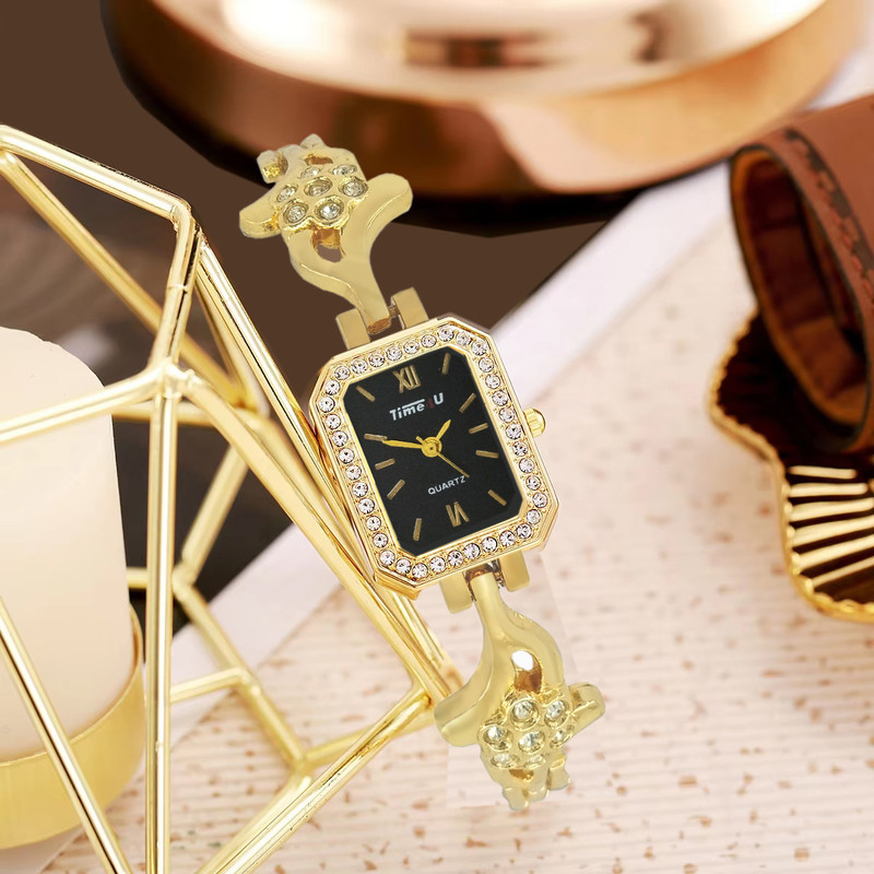 ساعت مچی عقربه ای زنانه مدل موتور کوارتز کد MO01
