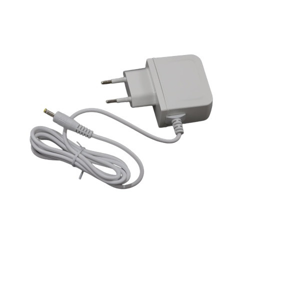 فشارسنج دیجیتال بازویی گلامور مدل PG-800B28 با صفحه نمایش بزرگ، قابلیت سخنگو، اندازهگیری ضربان قلب و تشخیص آریتمی، دارای دو عدد کاف سایز 22 تا 44 سانتیمتر، حافظه 90 عددی و منبع تغذیه برق و باتری