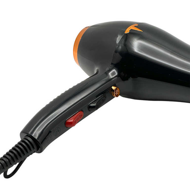 سشوار حرفهای 9000 وات براون مدل BR-700، موتور AC، وزن 650 گرم، المنت فلز، دارای سری متمرکزکننده باریک با ویژگی صافکنندگی، با قابلیت عملکرد توربو