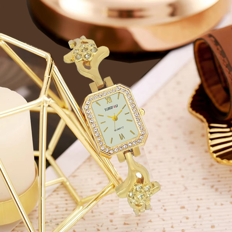 ساعت مچی عقربه ای زنانه مدل موتور کوارتز کد MO02