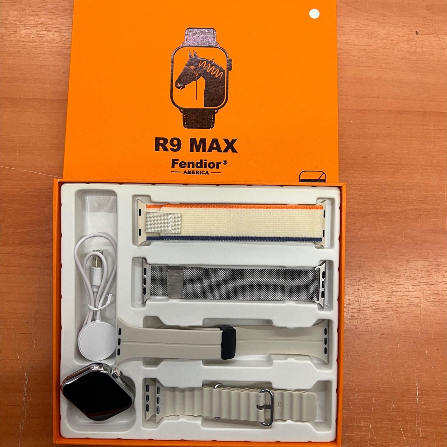 ساعت هوشمند R9 max (با بند حصیری)