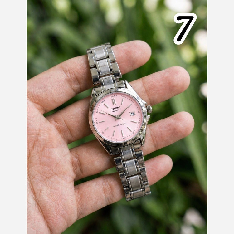 ساعت مچی زنانه کاسیو رنگ ثابث ضداب روزشمار فعال کیفیت عالیCASIO