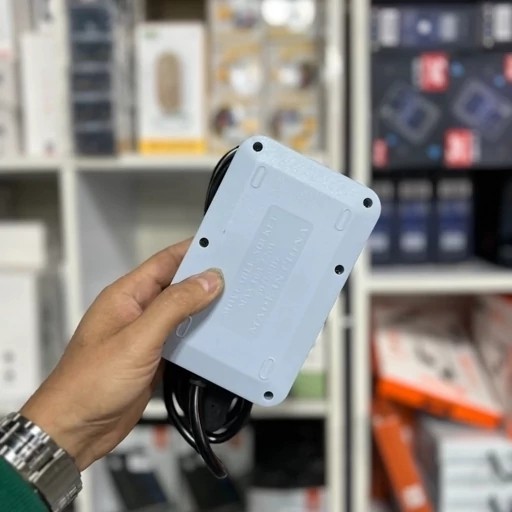 سه راهی و محافظ شوک الکتریکی HG 136U اصلی با 6 ورودی USB و 3 پریز برق قیمت عالی