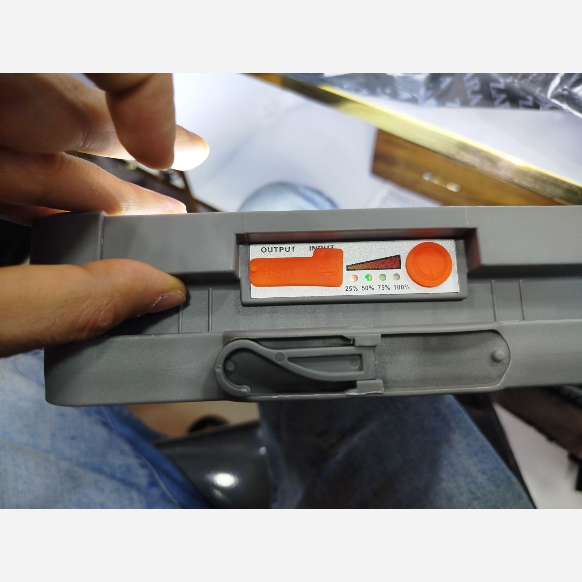 پروژکتور خورشیدی شارژی LED بزرگ 3 باتری اصلی قیمت عالی