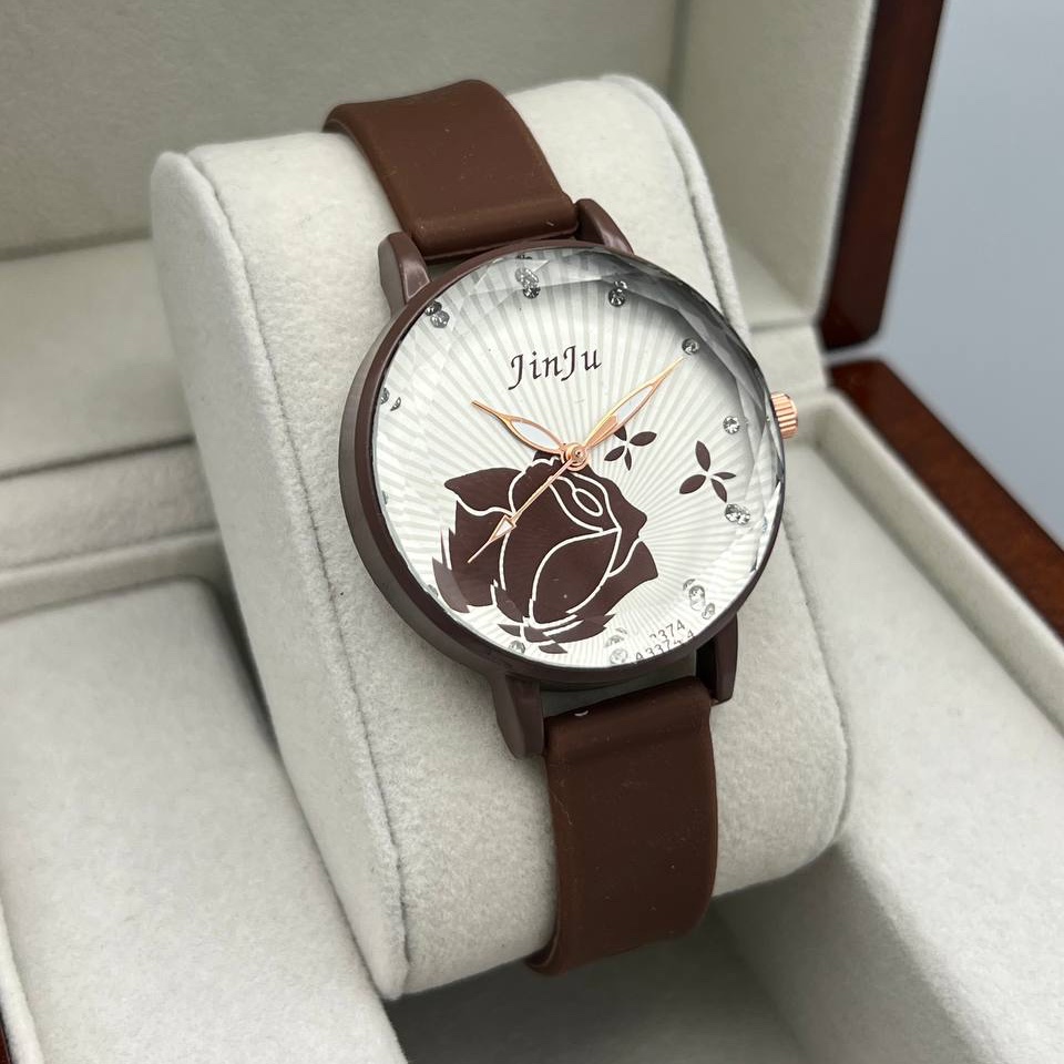 ساعت دخترانه و زنانه SAKURA