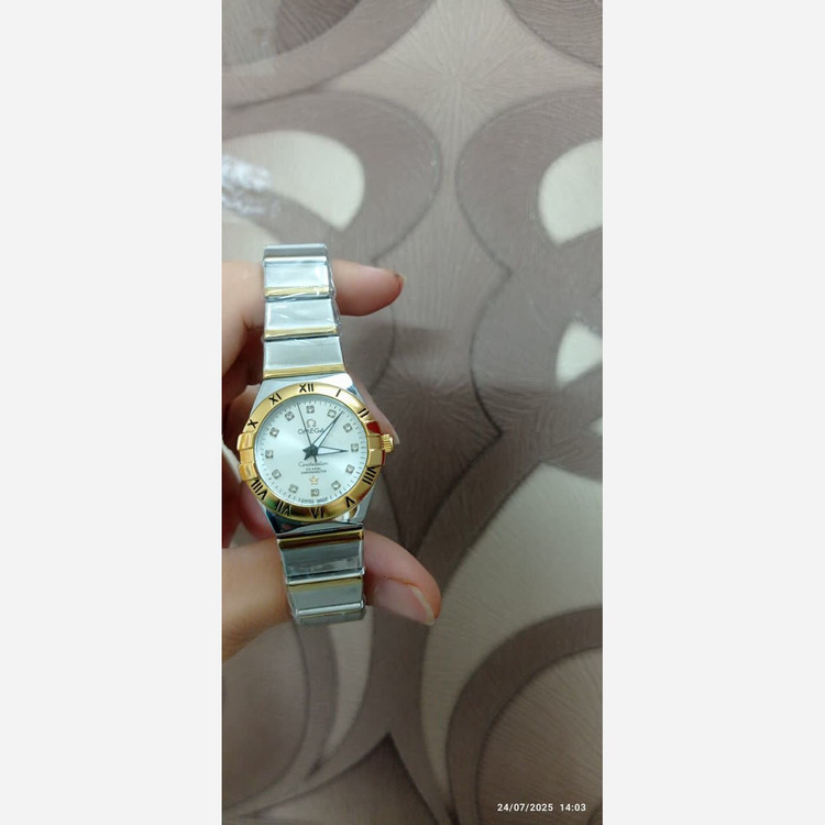 ساعت مچی زنانه برند امگا به پخش