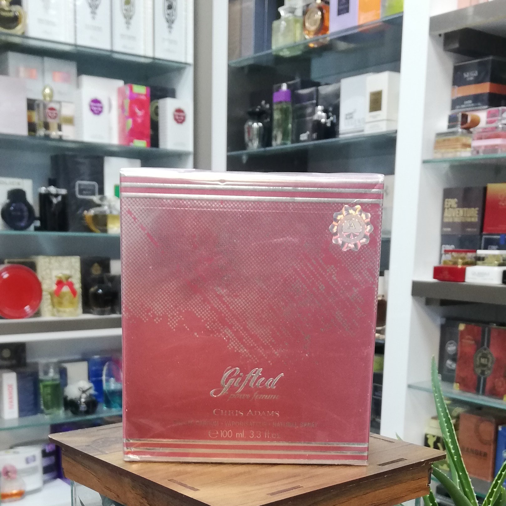 عطر زنانه کریس آدامز مدل گیفتدGifted