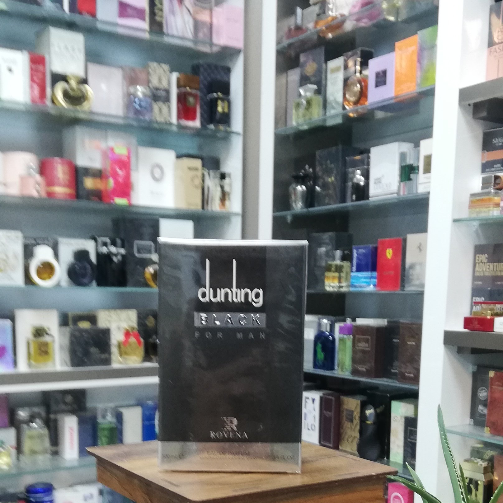 عطر ادکلن مردانه رونا دانتینگ بلک ROVENA Dunting black