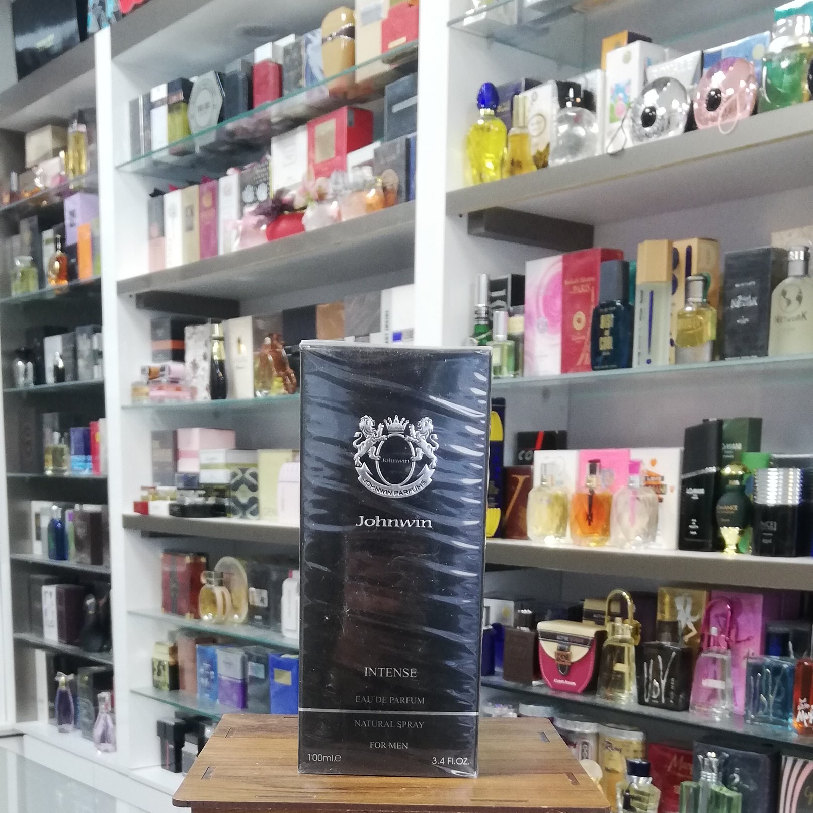 عطر ادکلن مردانه جانوین اینتنس Intense Johnwin Intense Eau de Parfum