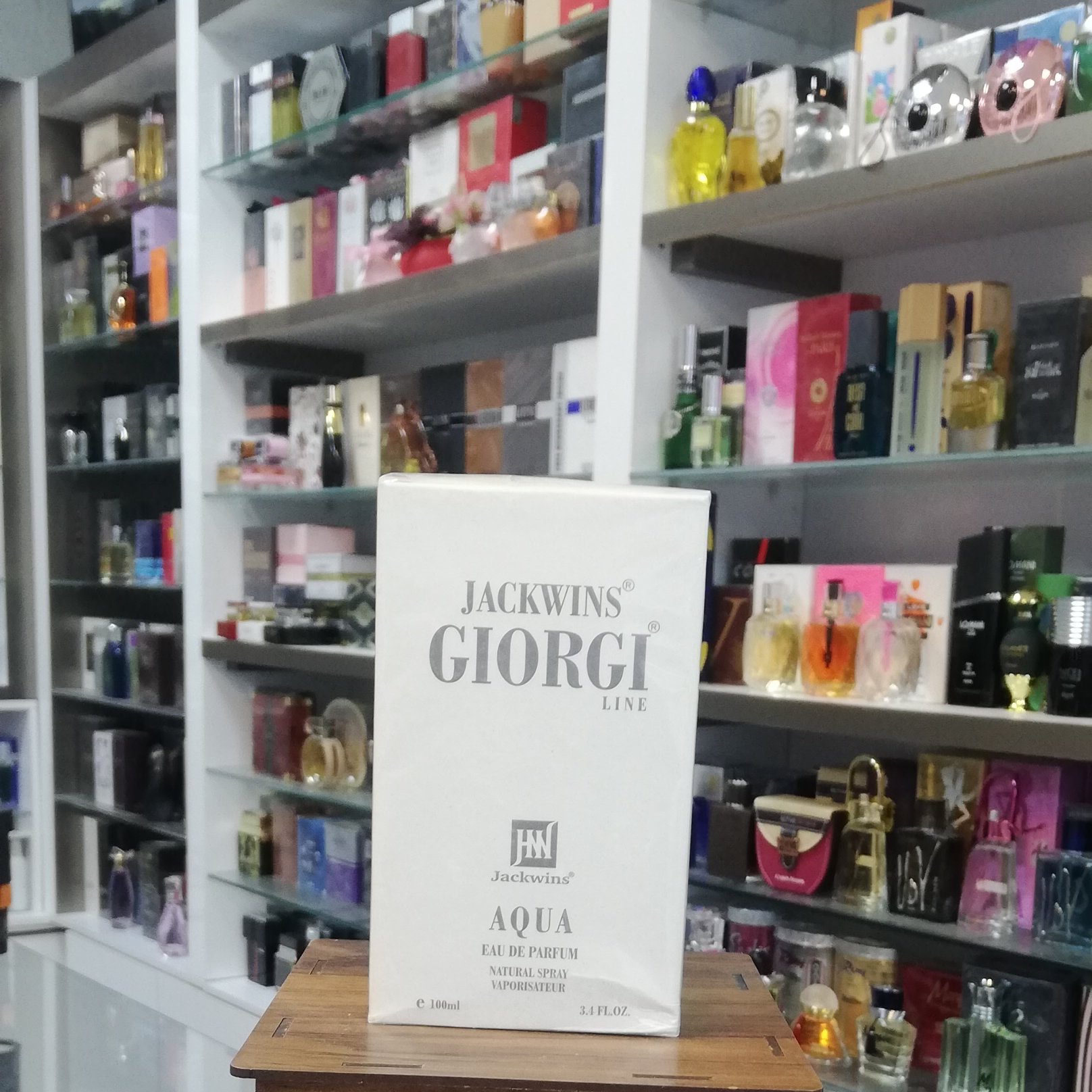 ادو پرفیوم مردانه جانوین جورجیو لاین اسنسا Jackwins Giorgi Line Esnssa