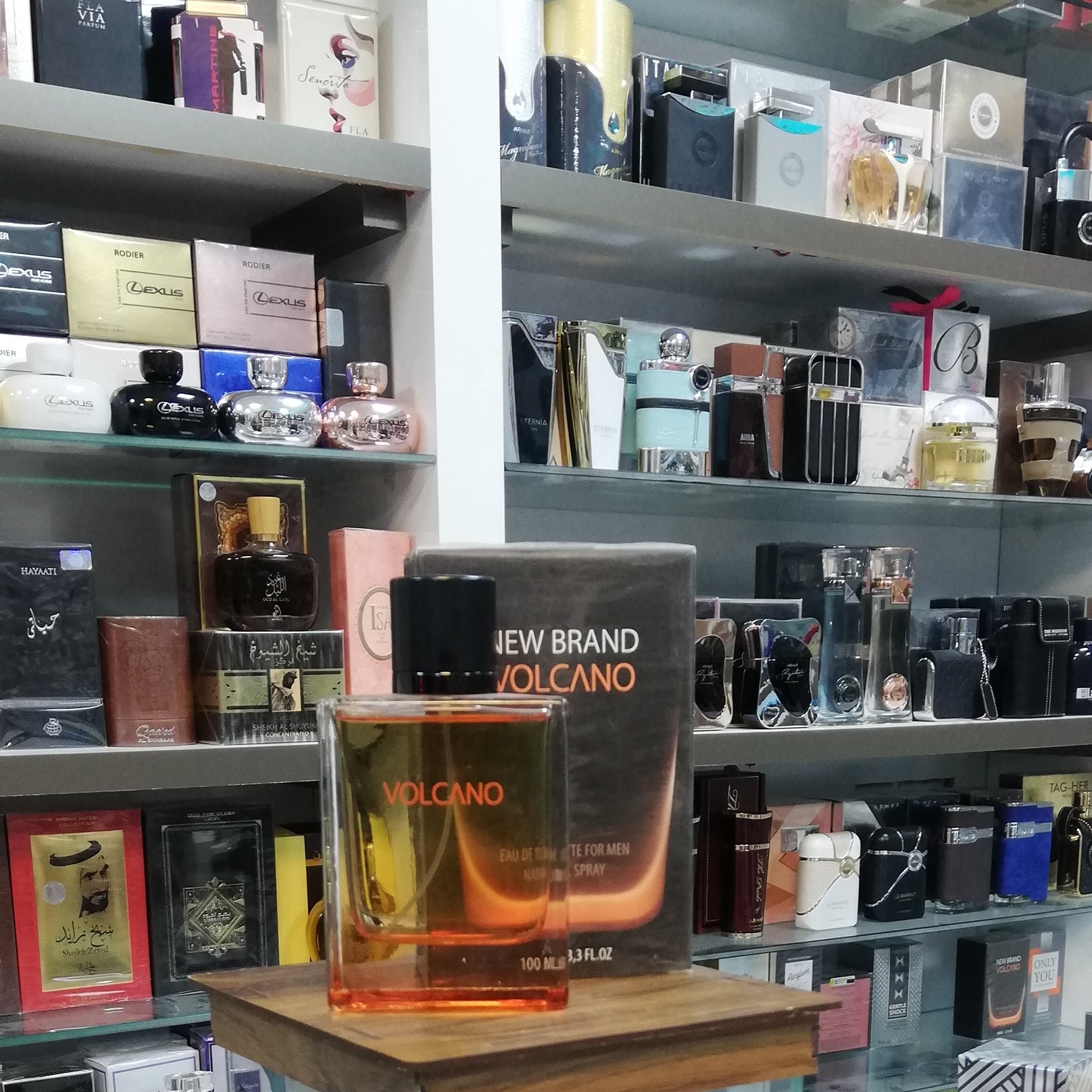ادوپرفیوم مردانه ولکانو نیو برند حجم 100 میلی لیتر New Brand Volcano For Men 100 ml