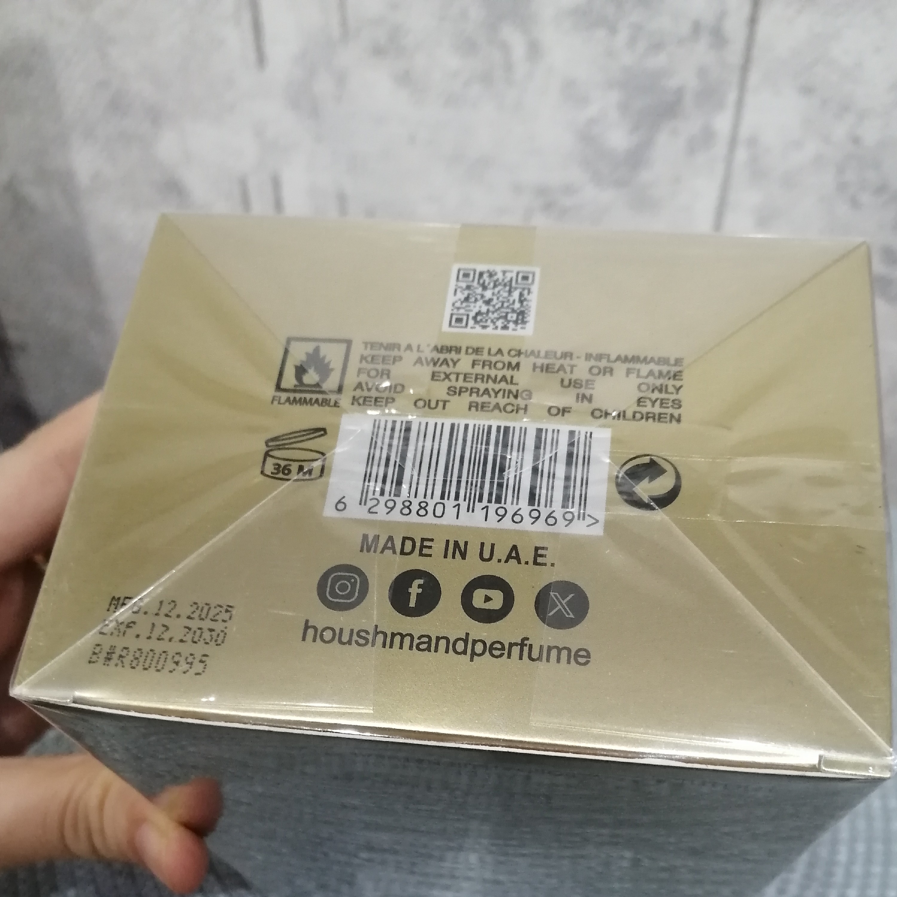 ادکلن بیلی آیلیش شرکت روونا(تک فروشی به قیمت عمده )