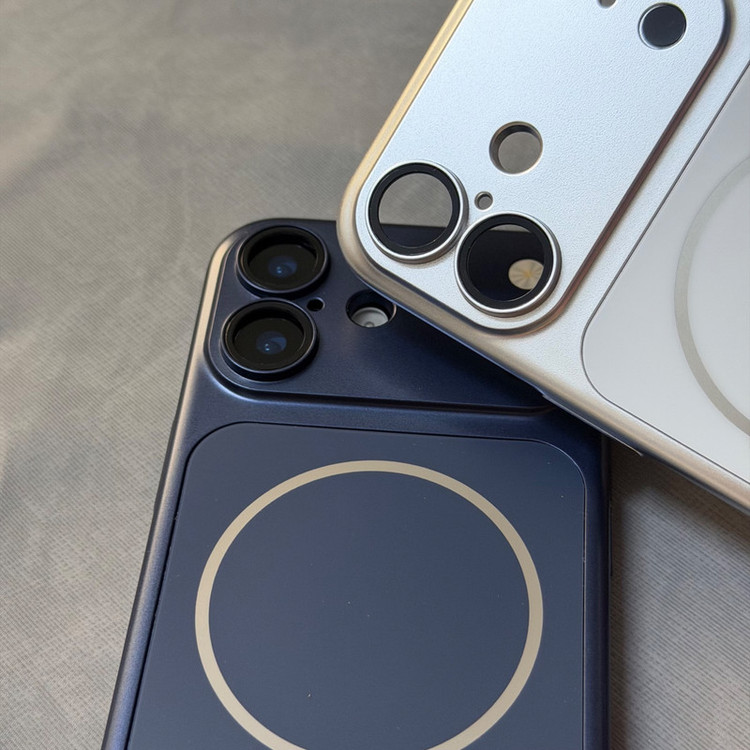 کاور مدل change مناسب برای گوشی موبایل اپل iphone 17 pro max