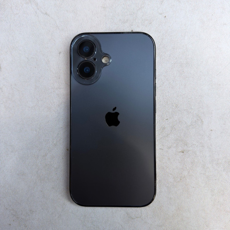 کاور مدل کلاسیک مناسب برای گوشی موبایل اپل iphone 16 Pro Max