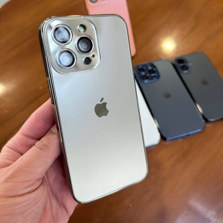 کاور مدل کلاسیک مناسب برای گوشی موبایل اپل iphone 14 normal