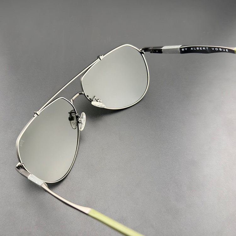 عینک آفتابی خلبانی مردانه آلبرت وگ مدل 6322C21P144 Polarized Sacramento