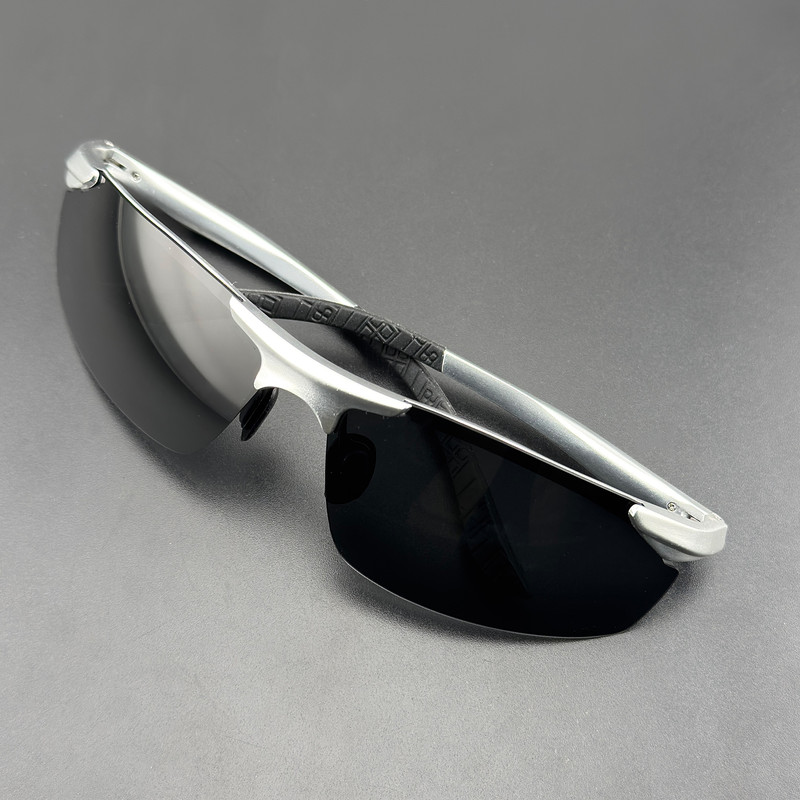 عینک ورزشی مدل 8179 Polarized Metal مناسب برای انواع ورزشها