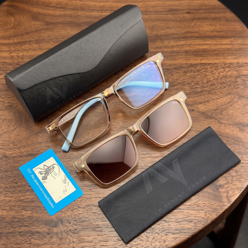 فریم عینک طبی آلبرت وگ مدل CG7703C286P191 Polarized Double Switch مناسب برای انواع صورت به همراه کاور آفتابی