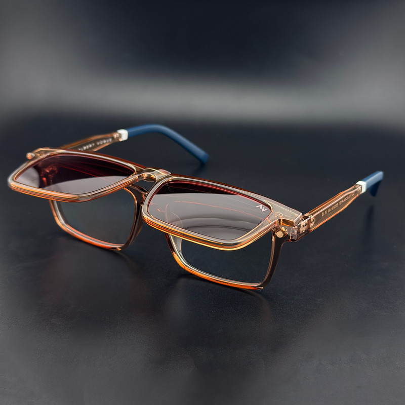 فریم عینک طبی آلبرت وگ مدل CG7703C286P191 Polarized Double Switch مناسب برای انواع صورت به همراه کاور آفتابی