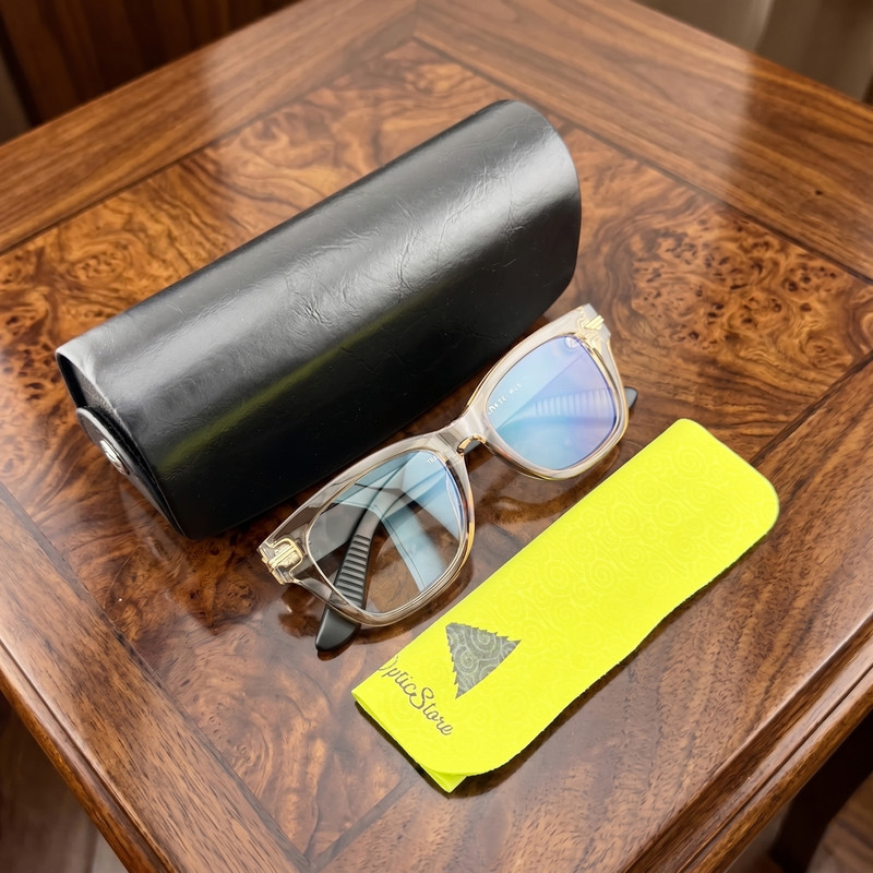 فریم عینک طبی ویفرر (Wayfarer) مدل TR3393C261-P81 مناسب برای صورت بیضی