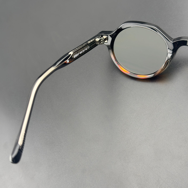 عینک آفتابی فرم خاص آلبرت وگ مدل SZ8207 Tortoise Hunter