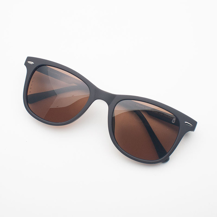 عینک آفتابی ویفرر (Wayfarer) مورل مدل 78099C5POLARIZED