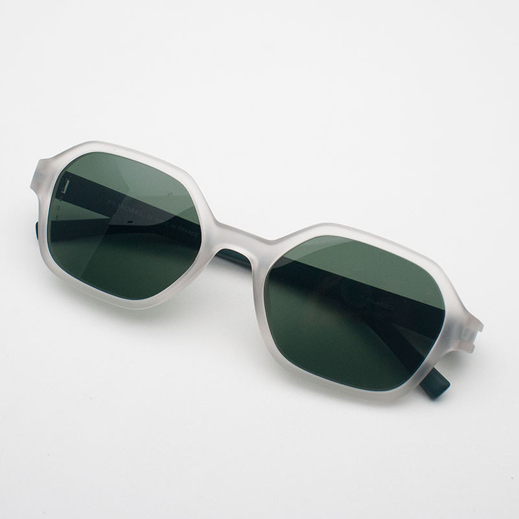 عینک آفتابی بیضی مورل مدل 78006C3POLARIZED