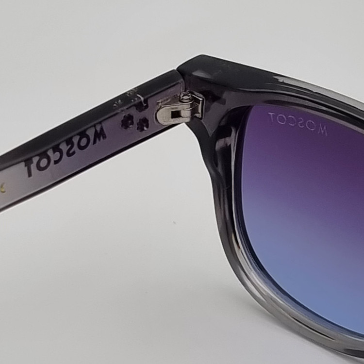 عینک آفتابی موسکوت مدل 86007tus