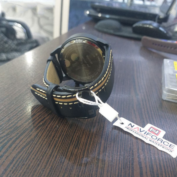 ساعت مچی عقربهای مردانه نیوی فورس مدل NF9110w