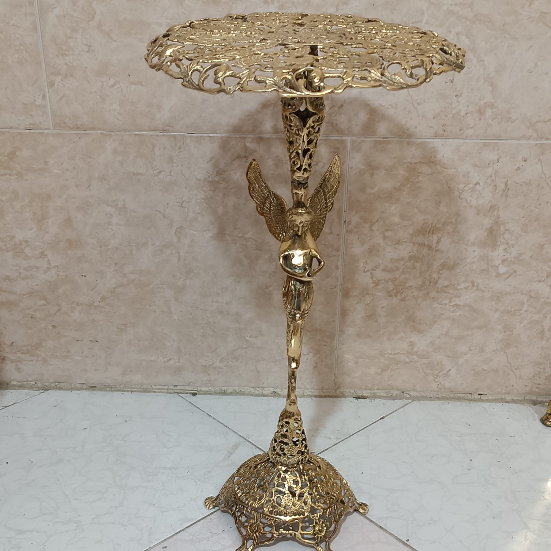 میز تلفن برنجی فرشته مدل گردتوری کد 814