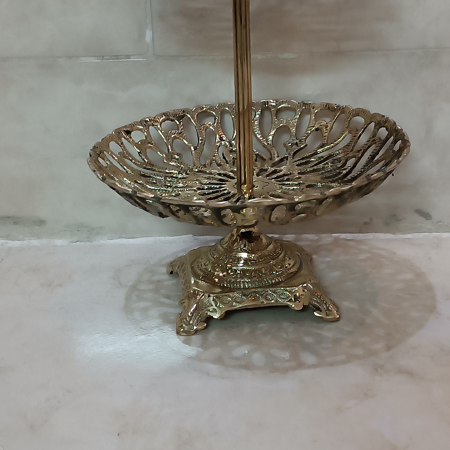 شیرینی خوری برنجی دوطبقه کد 281 ارسال رایگان (شیرینی خوری دوطبقه برنز)