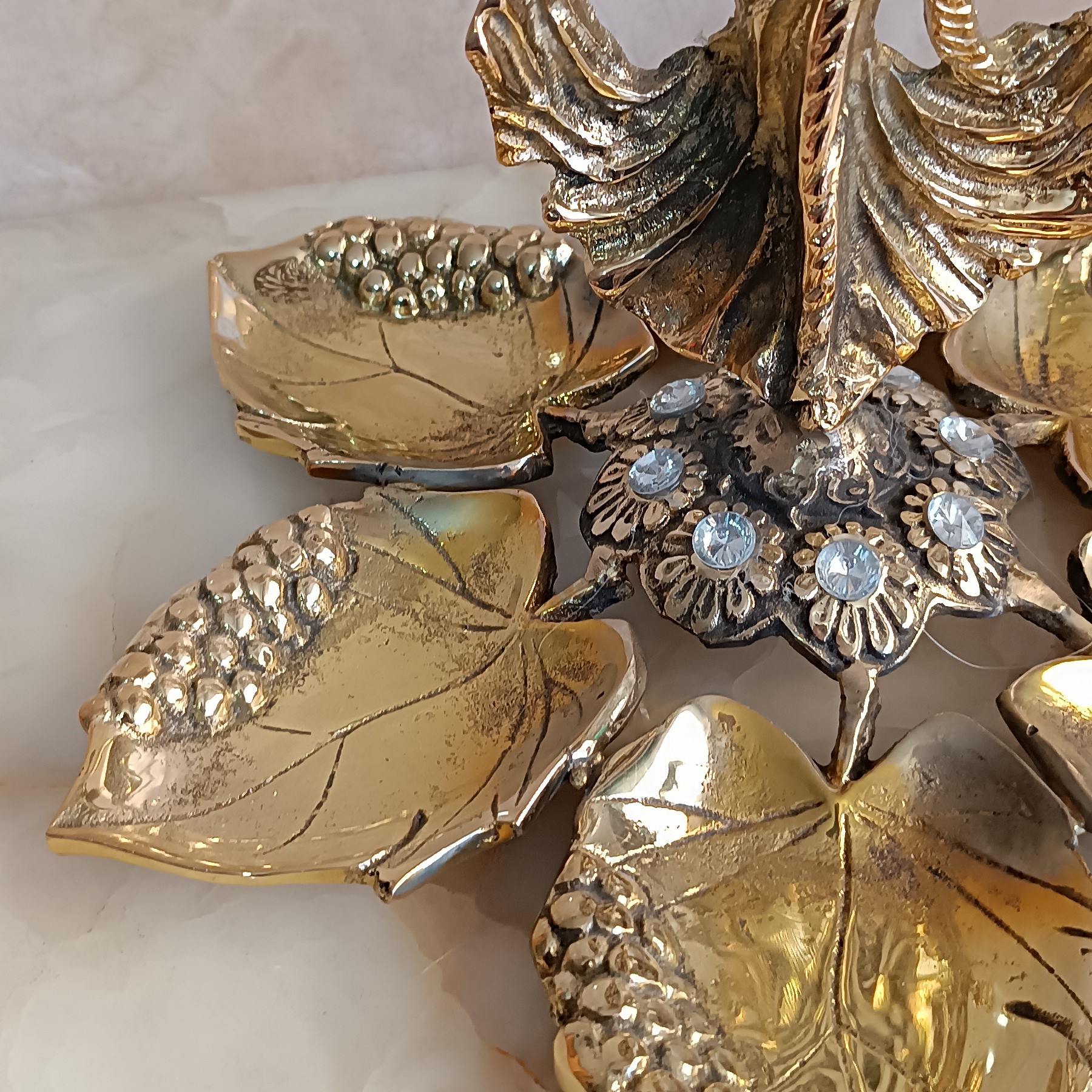 هفت سین برنجی بانو ،هفت سین برنجی برگ،به همراه جای سبزه (اردوخوری) کد 215