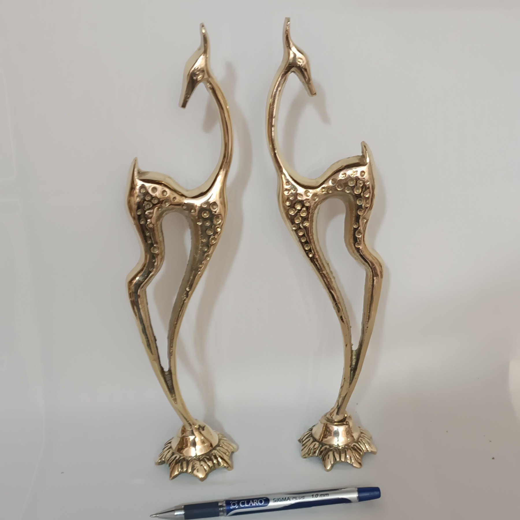 مجسمه برنزی و دکوری حیوانات طرح غزال تک رو کد 202