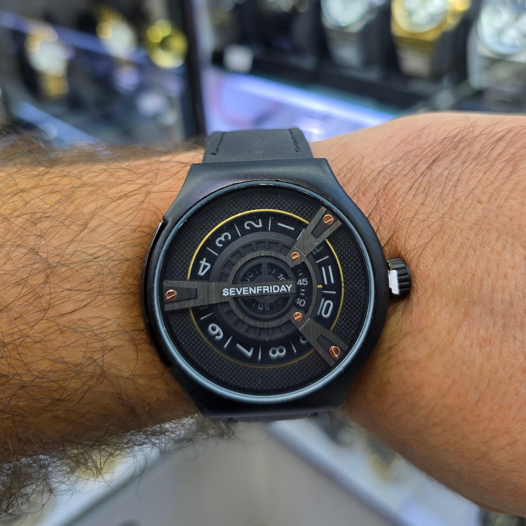 ساعت مچی مردانه سون فرایدی sevenfriday