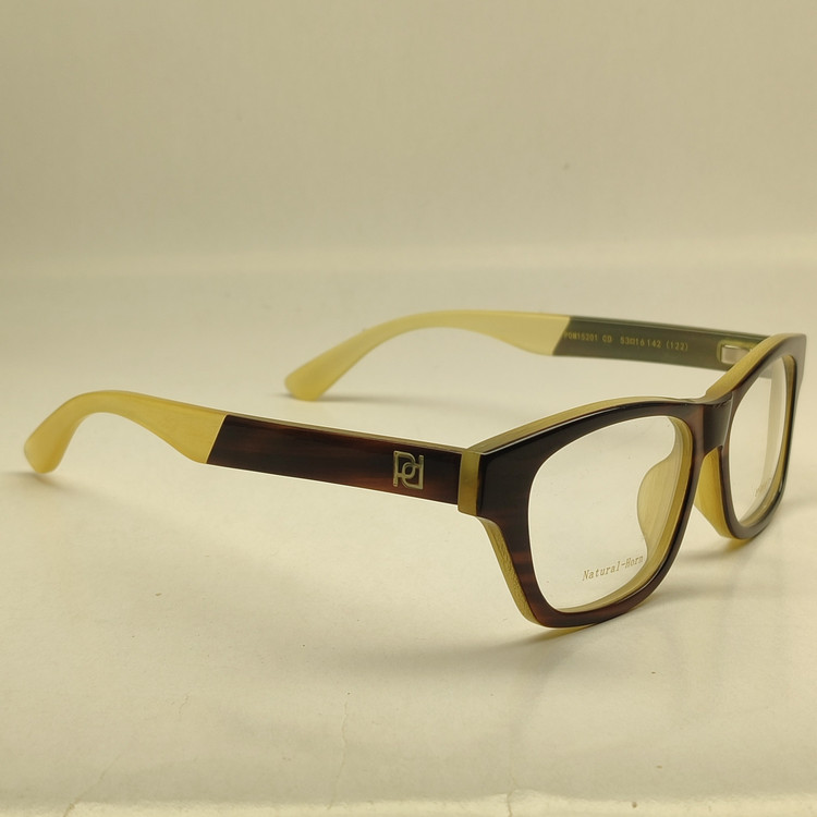 فریم عینک طبی کاچویی کلاسیک اسپرت
