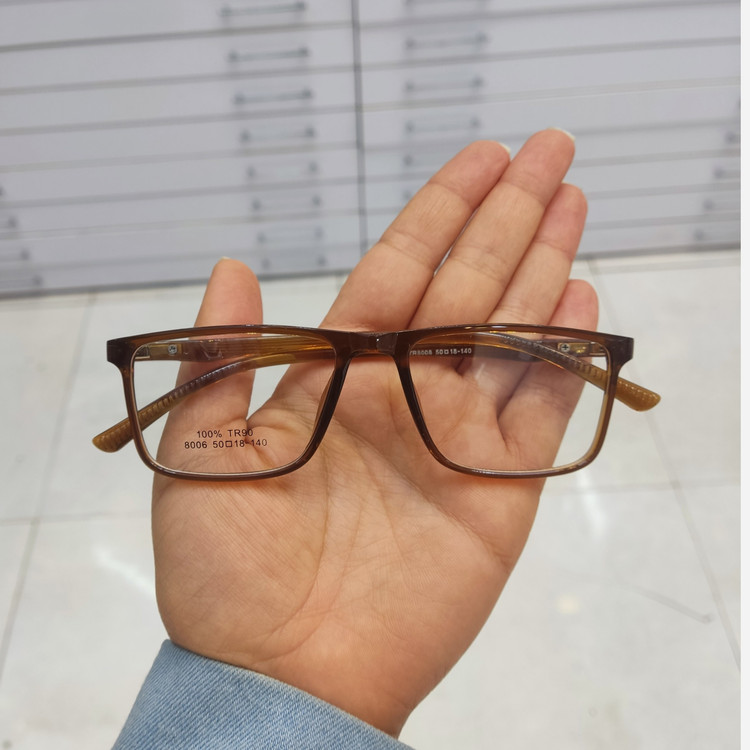 فریم عینک طبی کاچوبی نشکن کد 8006