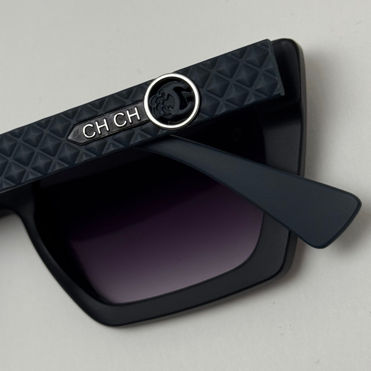 عینک آفتابی زنانه شنل CHANEL مشکی دسته سبز کد رفرنس 1108 - کیفیت مستر - لولا دوبل