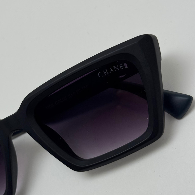 عینک آفتابی زنانه شنل CHANEL مشکی دسته سبز کد رفرنس 1108 - کیفیت مستر - لولا دوبل