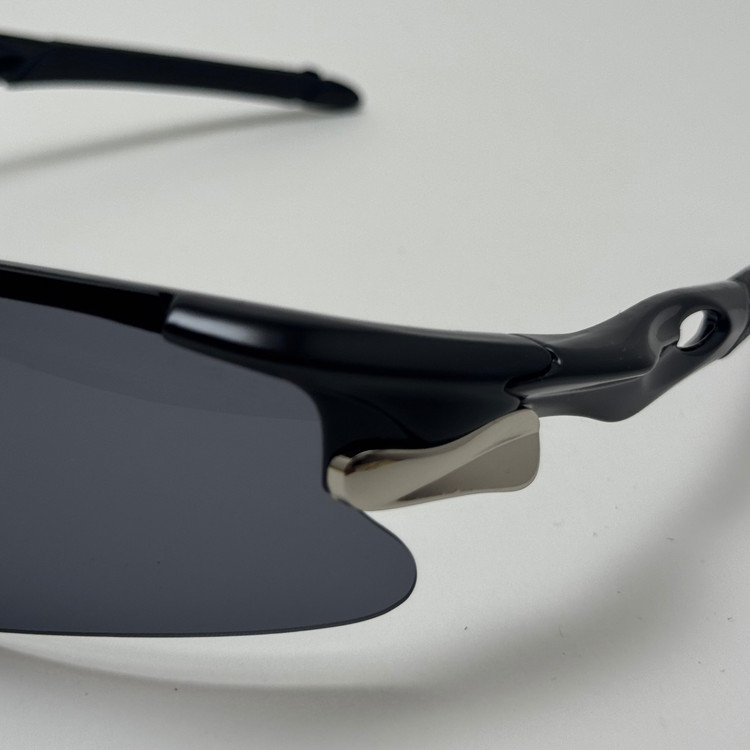 عینک آفتابی اسپرت اوکلی Oakley مدلRadar تمام مشکی کد 806