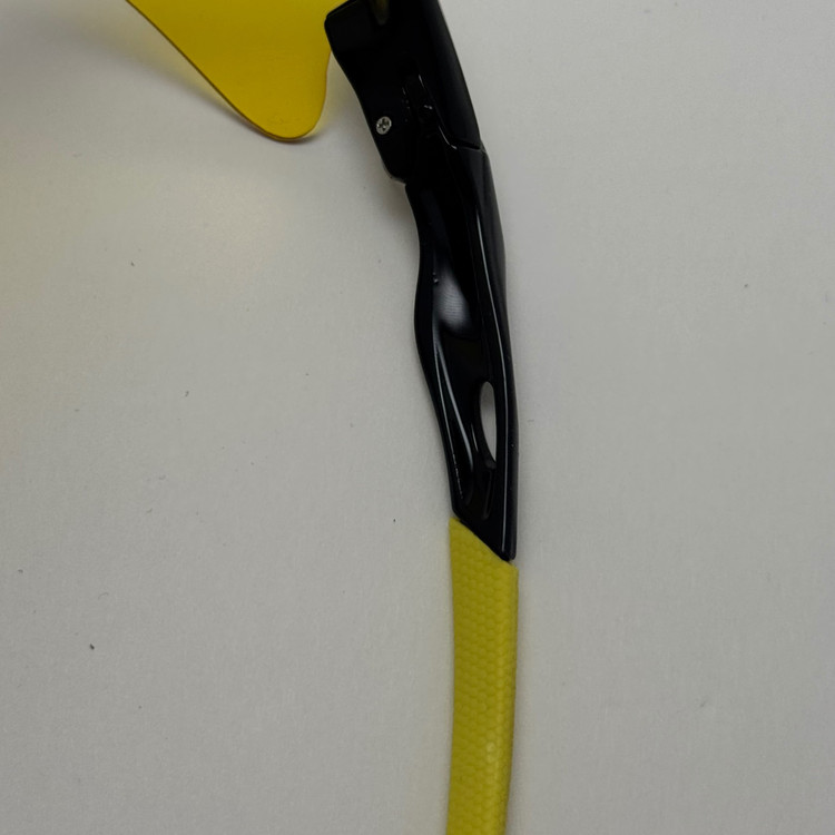 عینک آفتابی و شب اسپرت اوکلی Oakley مدلRadar زرد کد 806 - عینک شب