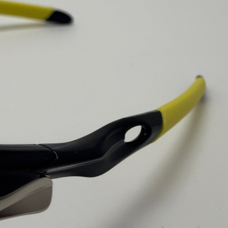 عینک آفتابی و شب اسپرت اوکلی Oakley مدلRadar زرد کد 806 - عینک شب