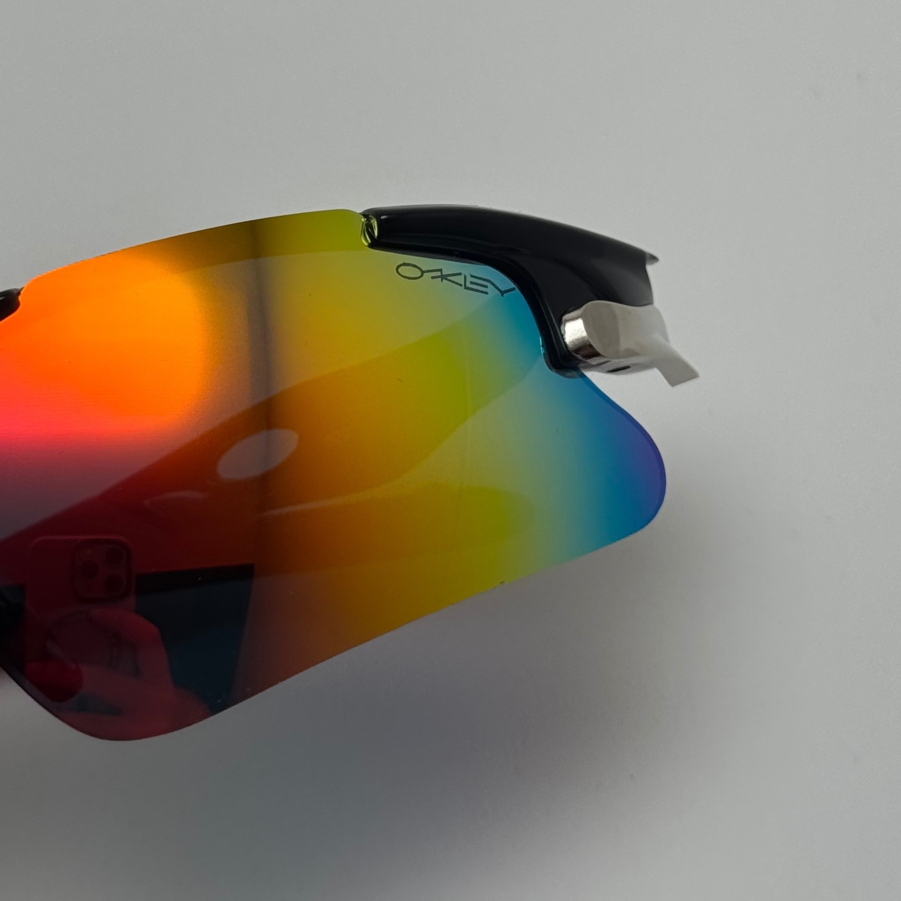 عینک آفتابی اسپرت اوکلی Oakley مدلRadar عدسی آتیشی فریم مشکی کد 806