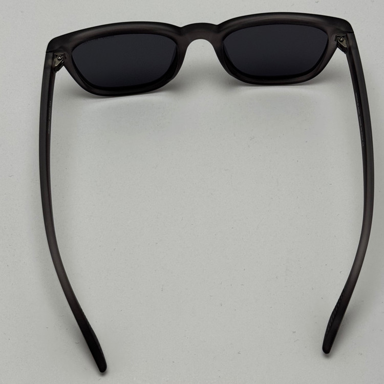 عینک آفتابی پلاریزه مون بلان MONT BLANC سبک طوسی عدسی مشکی کد MB 0302