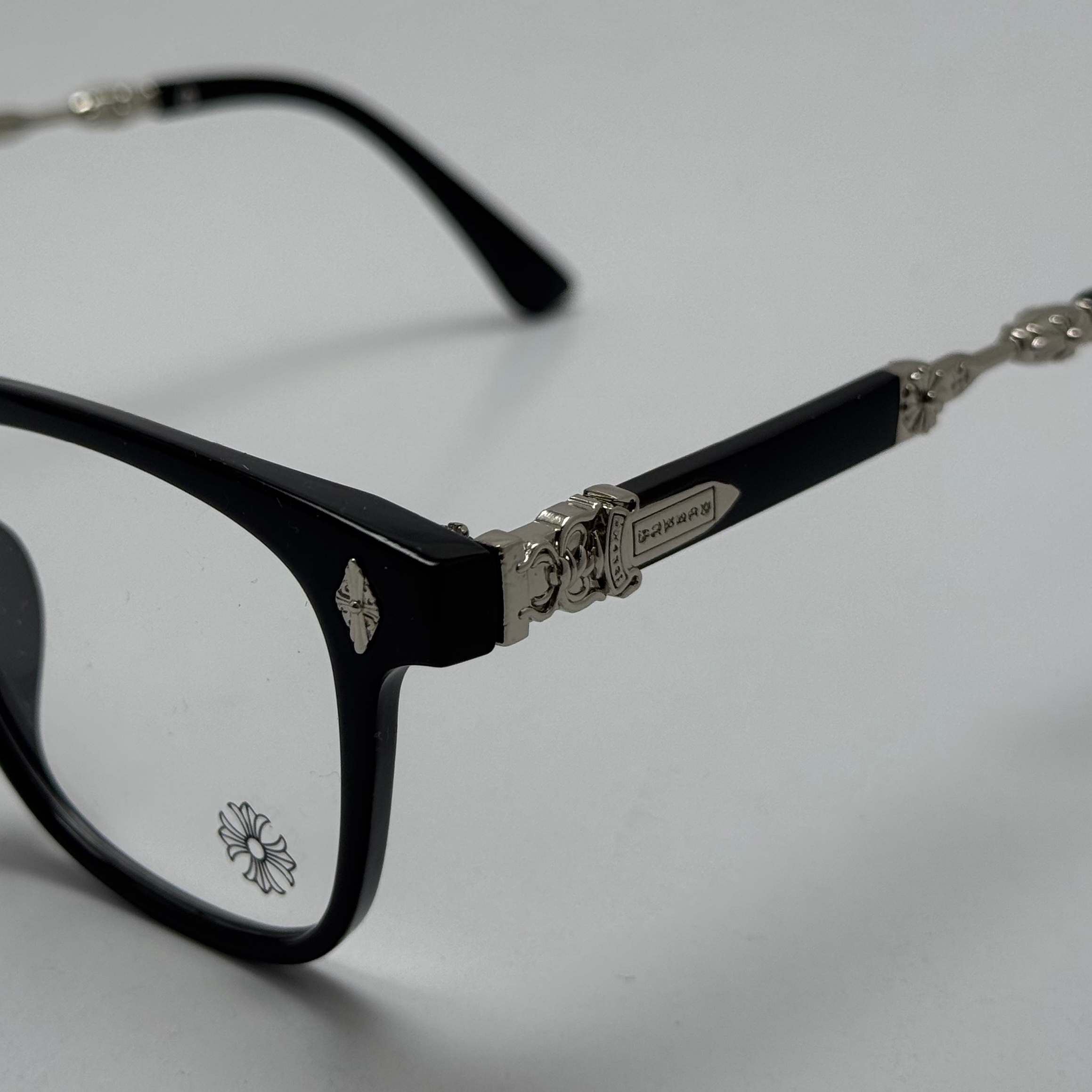 عینک بلوکات کروم هارتز مشکی نقره ای Chrome Hearts 2272 - کیفیت مستر